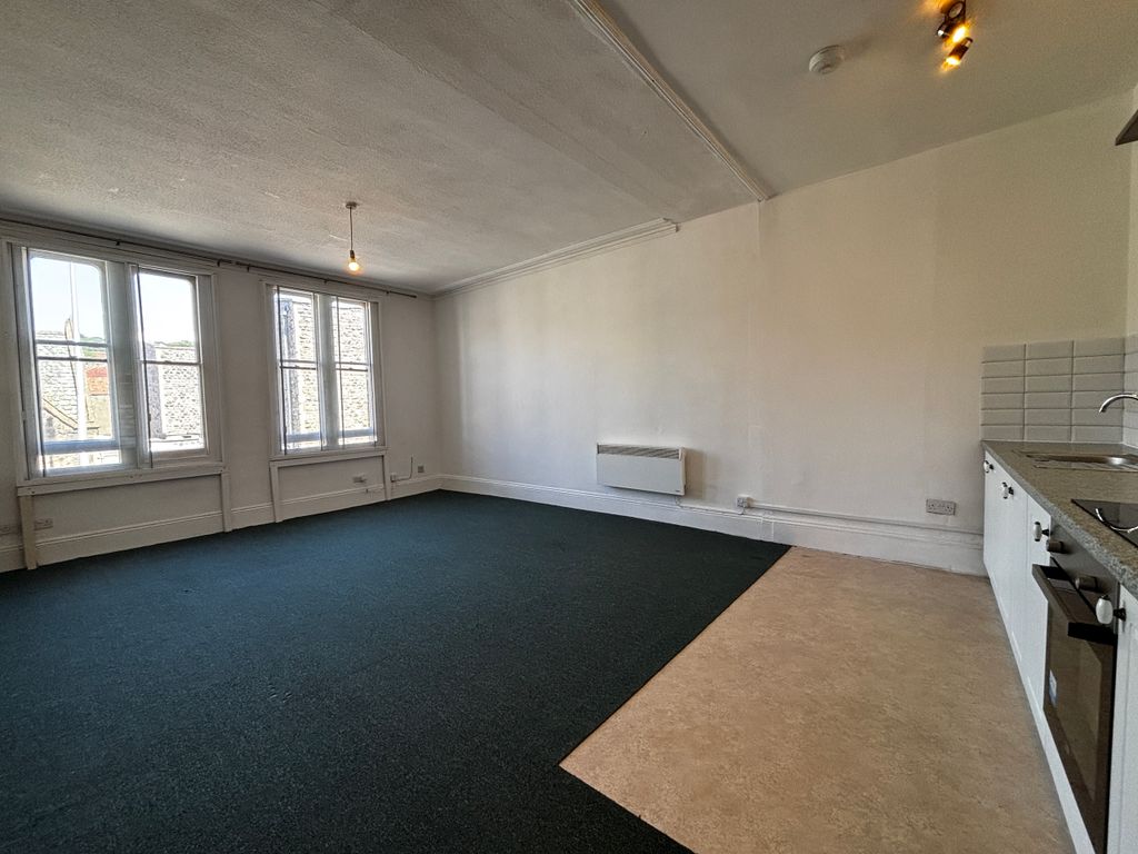 Property photo 3 of 8 Img_0301.Jpg