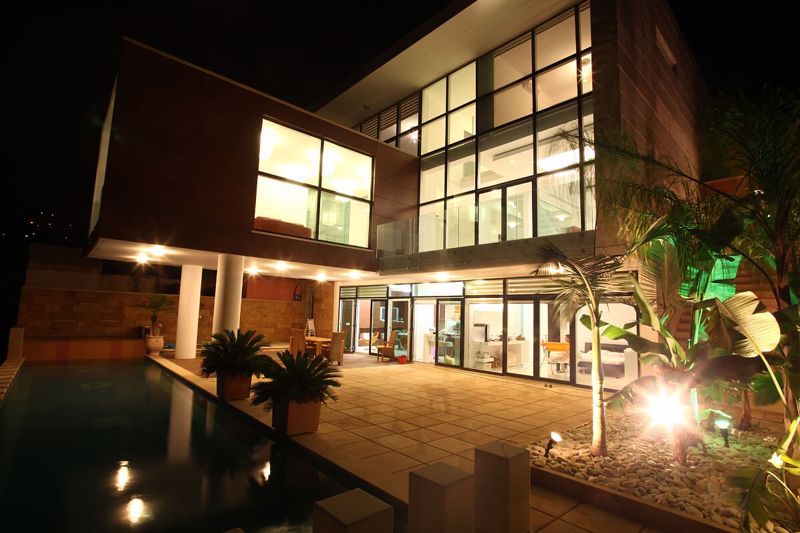Property photo 1 of 17 Exterior View