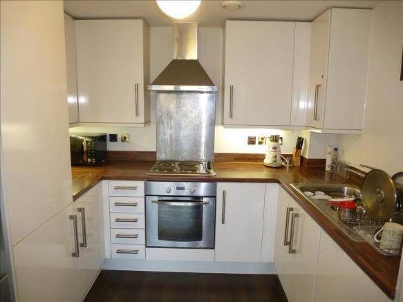 Property photo 3 of 10