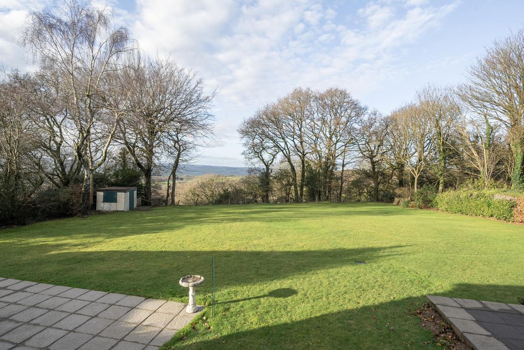 Property photo 2 of 20 Rear Garden