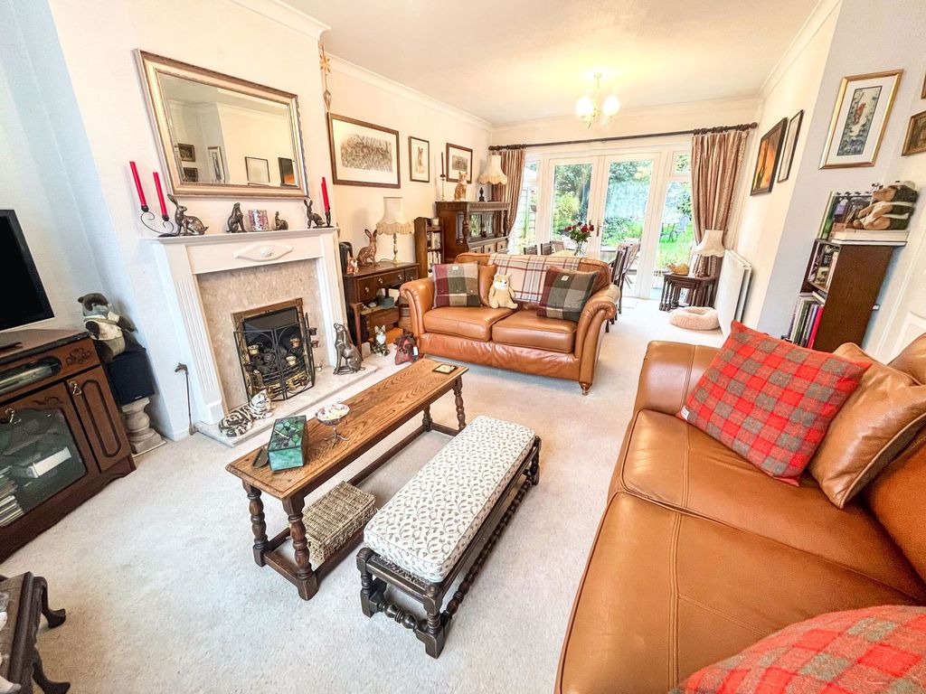 Property photo 3 of 22