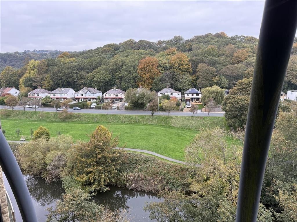 Property photo 3 of 11