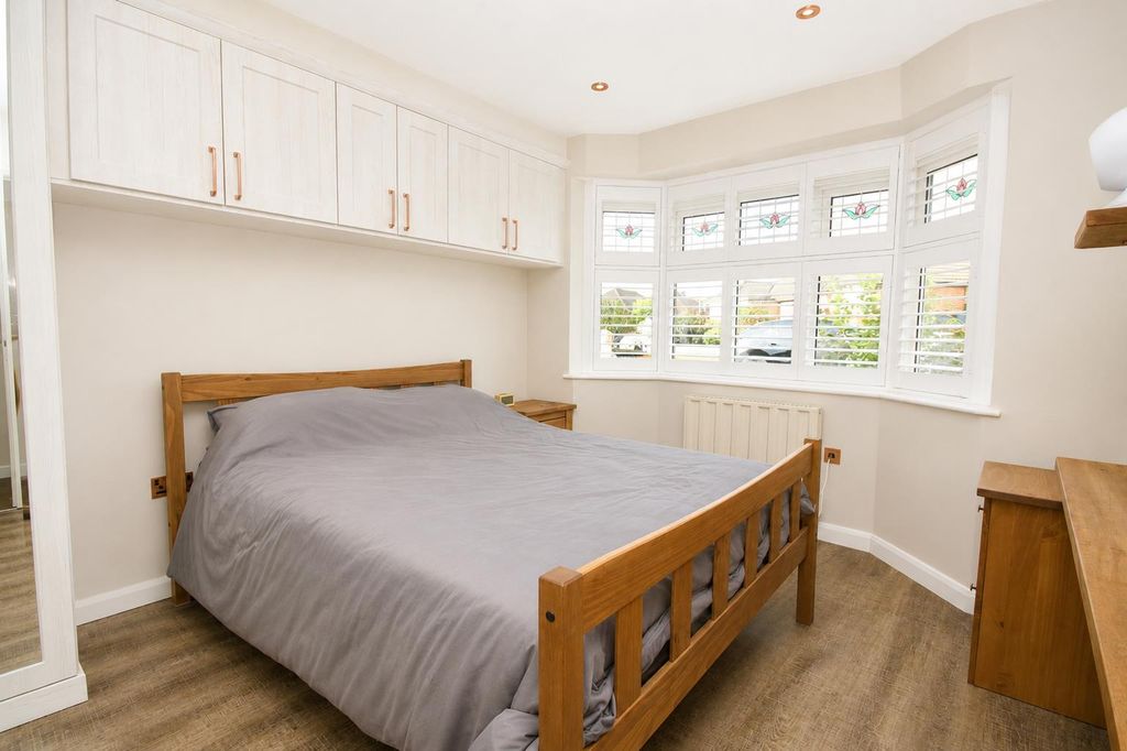 Property photo 3 of 16 51Fcae28-9335-429F-Bc12-8Dfb2690443d.Png