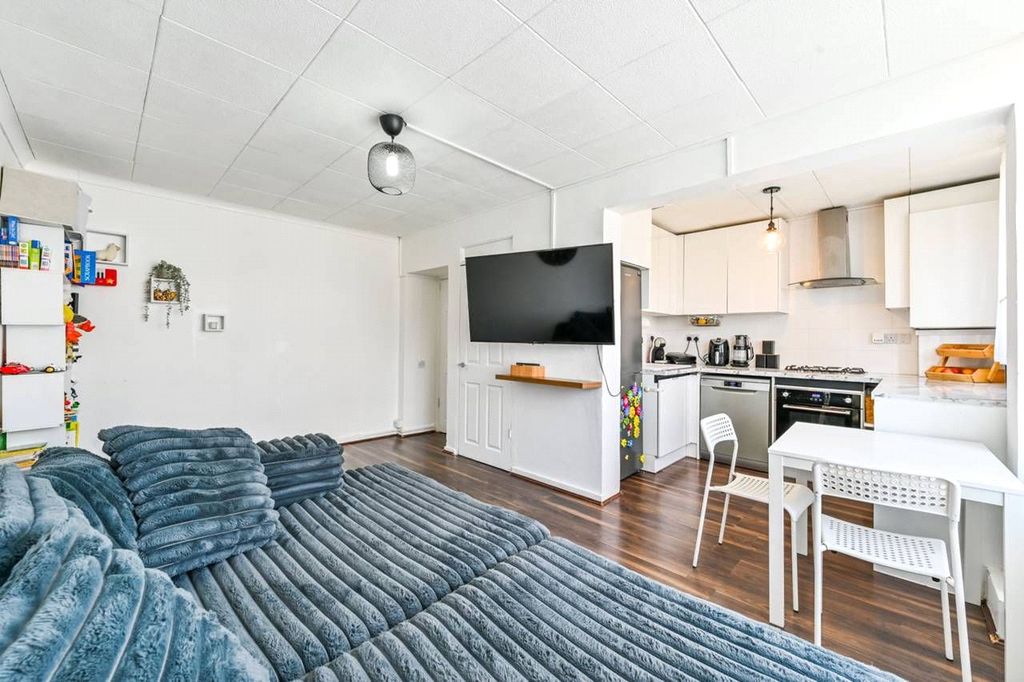 Property photo 3 of 11 Picture No. 11