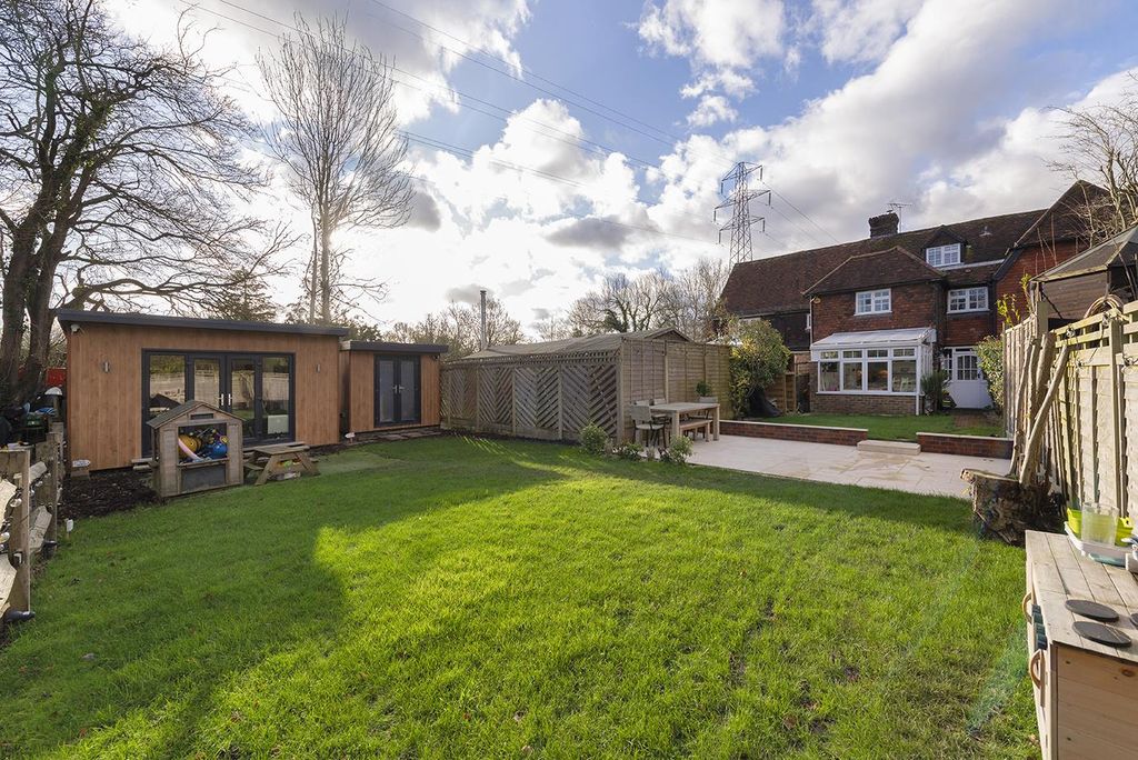 Property photo 3 of 27 24.Jpg
