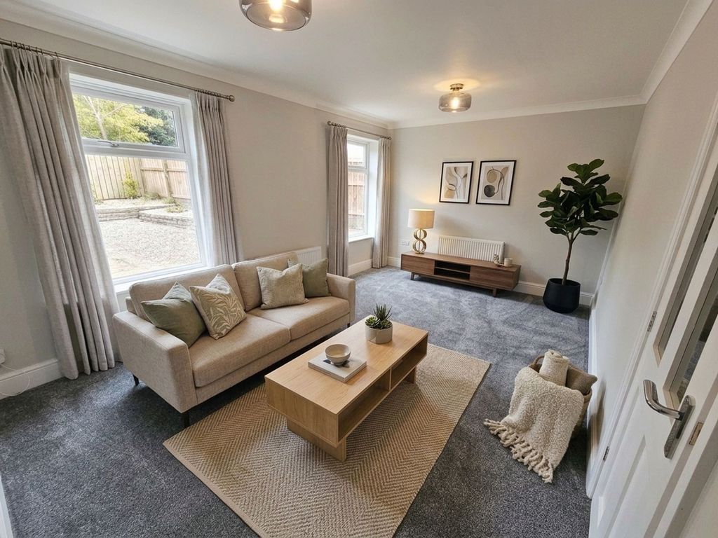 Property photo 2 of 10 Lounge