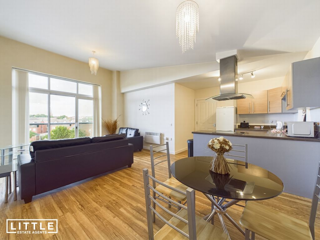 Property photo 2 of 17 Photo 9