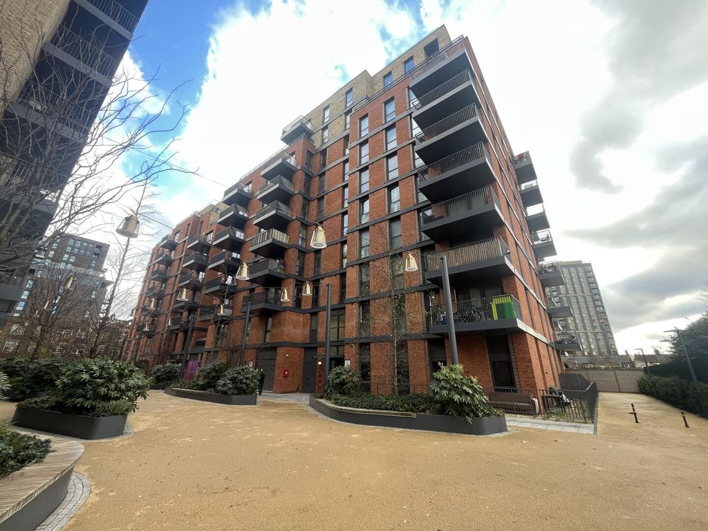 Property photo 1 of 15 Exterior