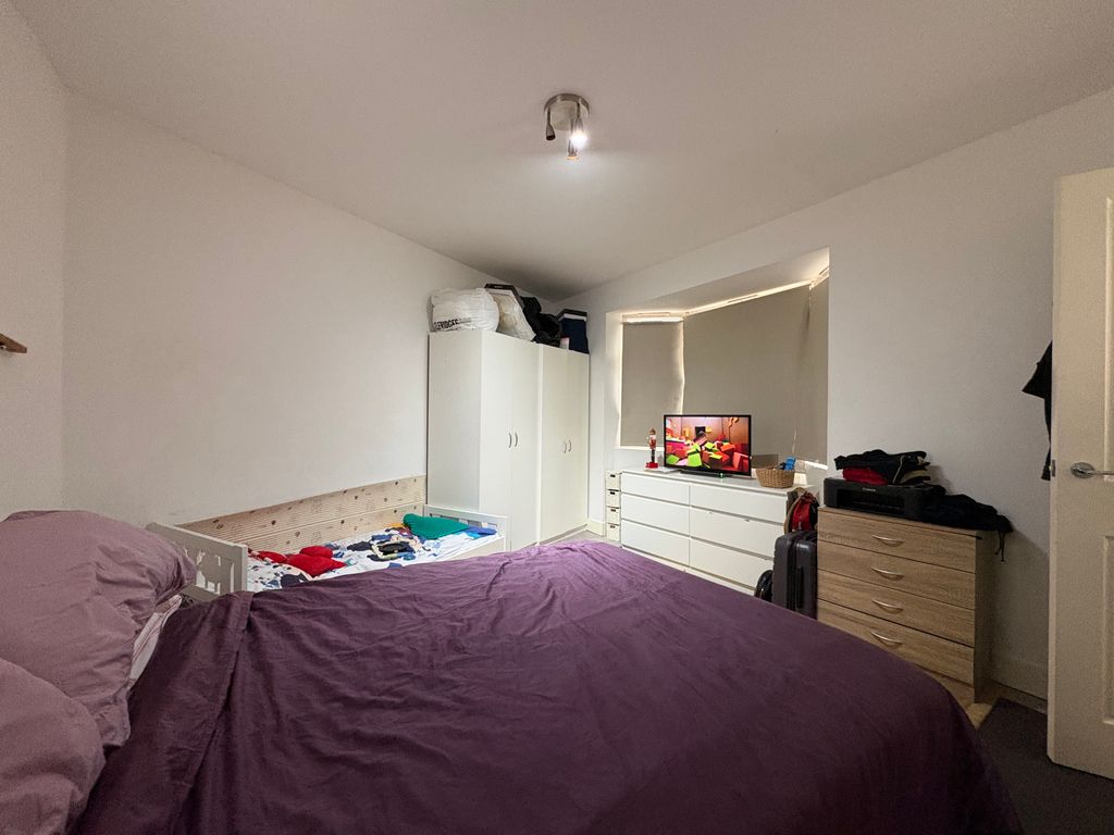 Property photo 2 of 8 Gallery