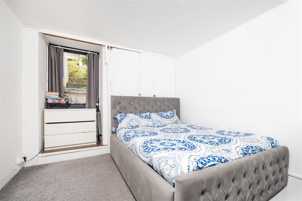 Property photo 3 of 10 P10.Jpg