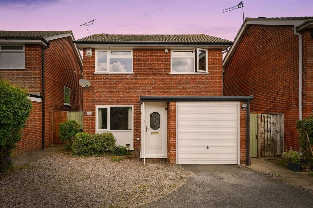 Property photo 1 of 18 Picture No. 24