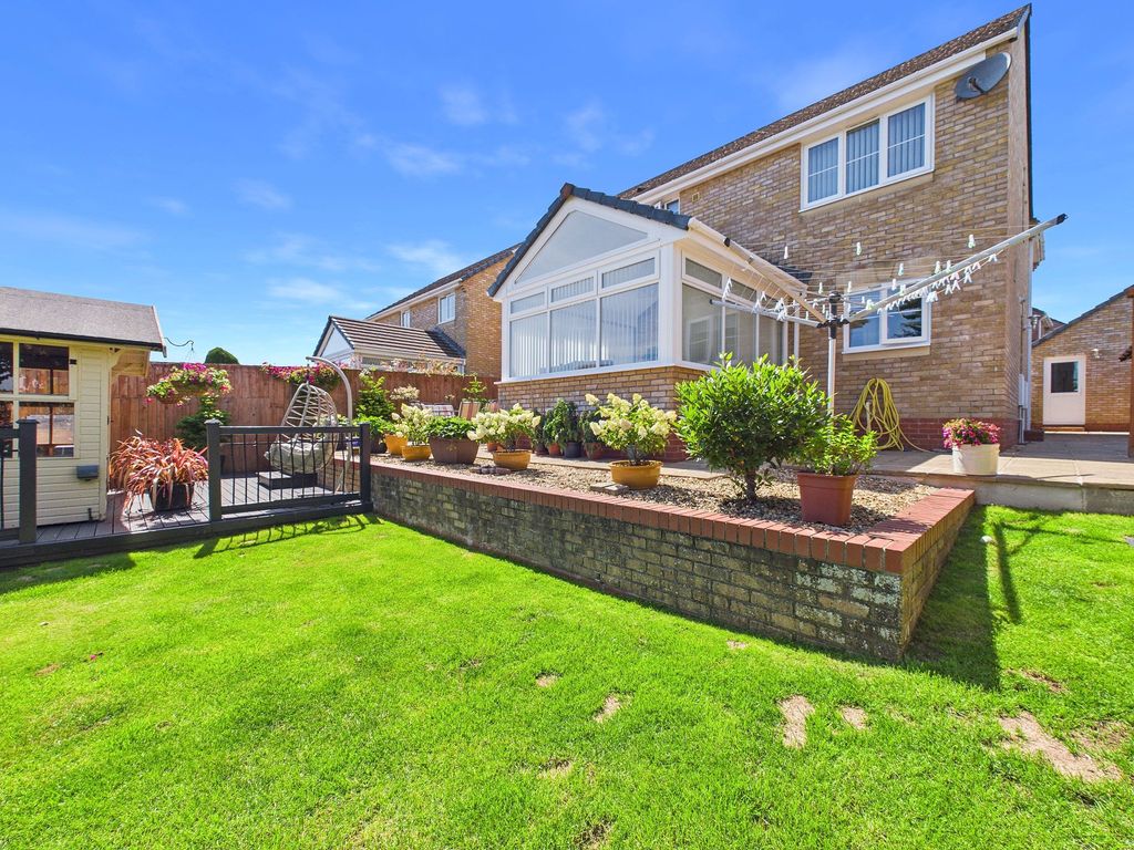 Property photo 2 of 38