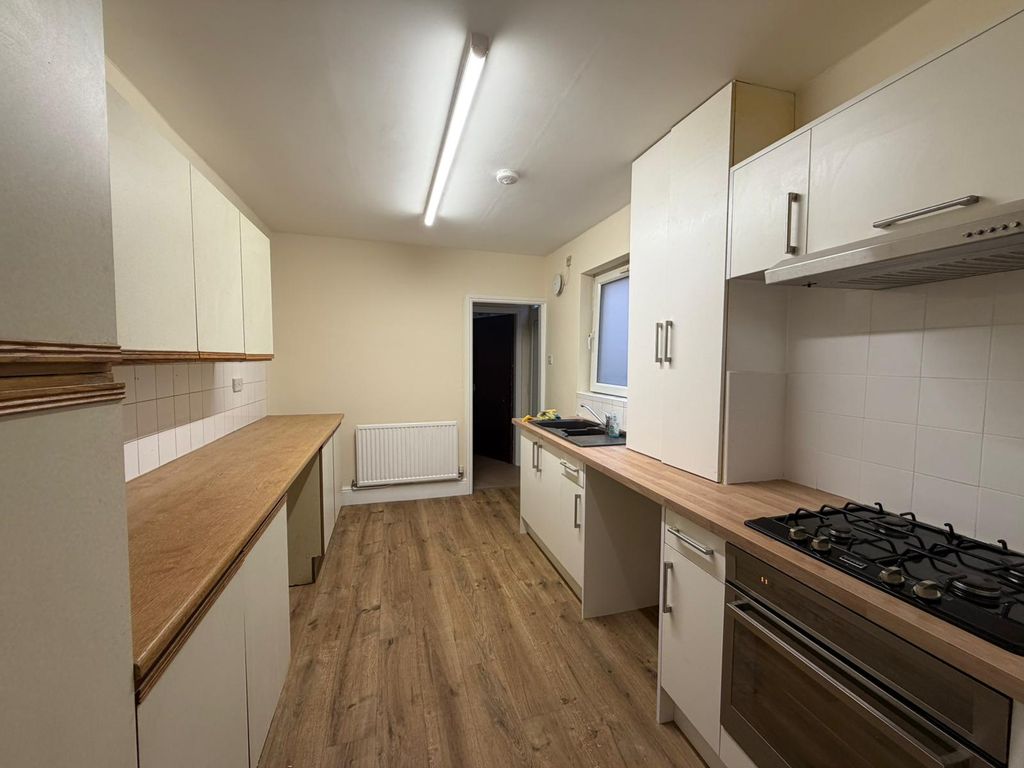 Property photo 2 of 12 Whatsapp Image 2026-01-12 At 11.19.06 (5)