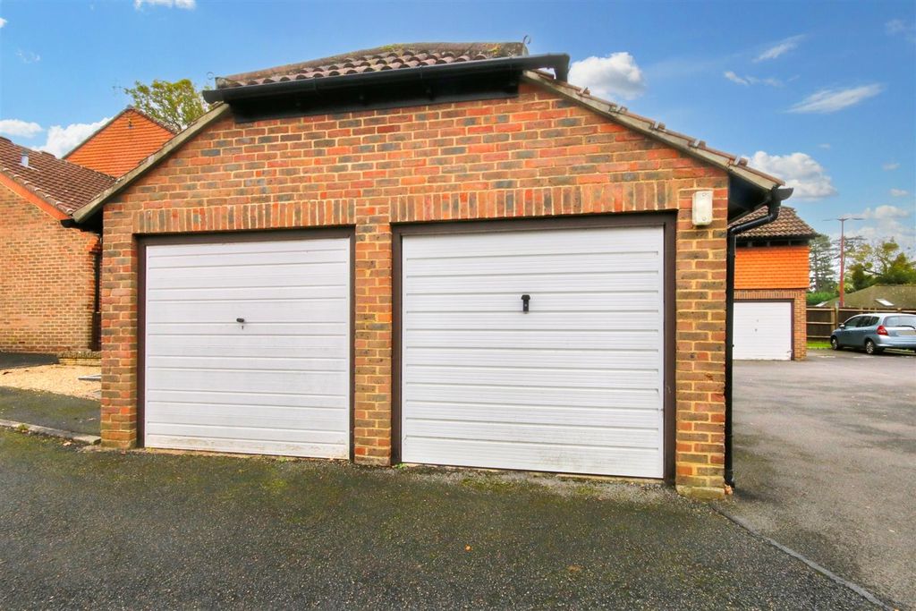 Property photo 3 of 14 Img_9169.Jpg