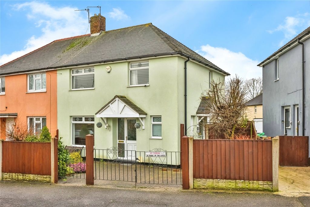 Property photo 1 of 16 Front