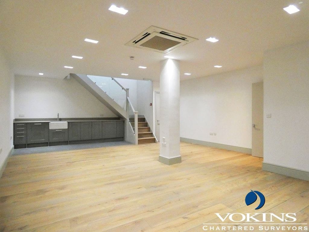 Property photo 2 of 10 Rosedale Road  36B  Richmond 2 Copy.Jpg