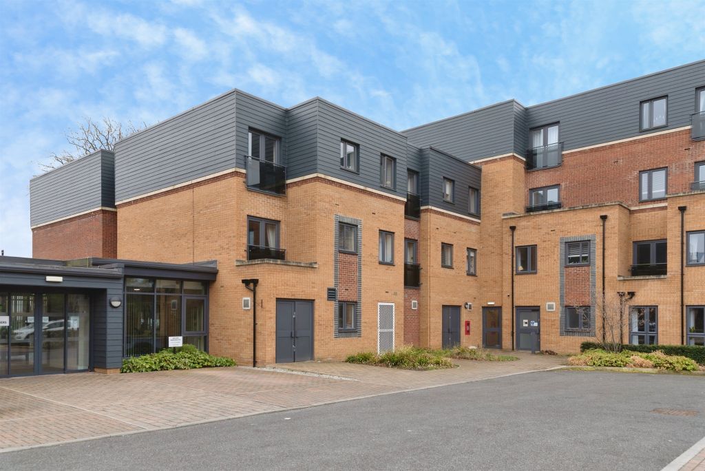 Property photo 1 of 14