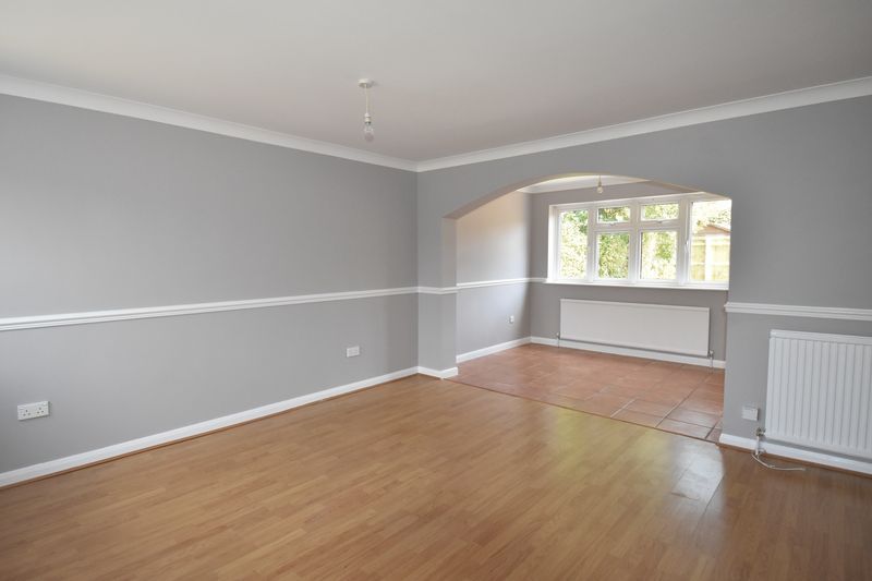 Property photo 2 of 15 Photo 13