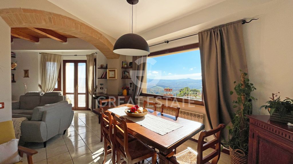 Property photo 2 of 39 Interiors