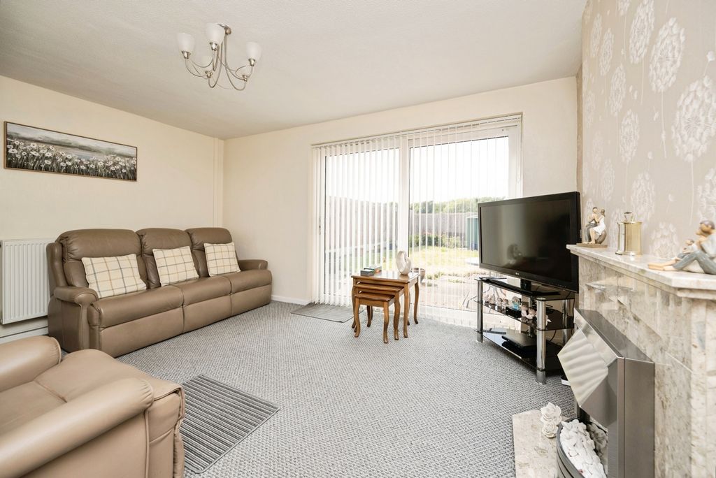 Property photo 2 of 17 Pbox-Img.Jpg