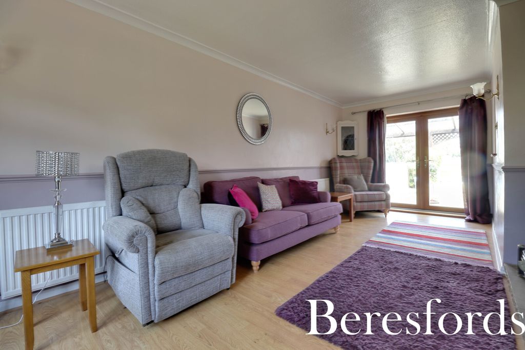 Property photo 2 of 13 Picture No. 02