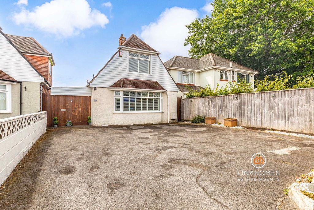 Property photo 1 of 34