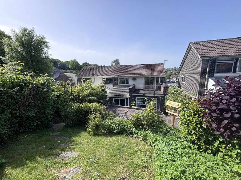 Property photo 2 of 27 Picture No. 22