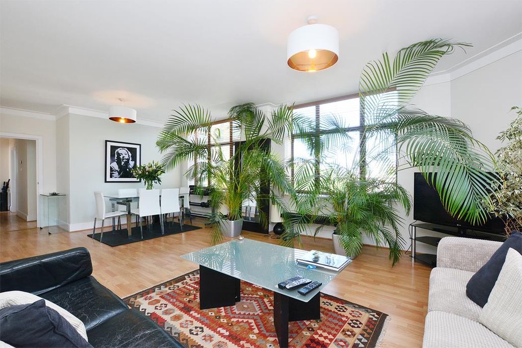 Property photo 1 of 11 Image