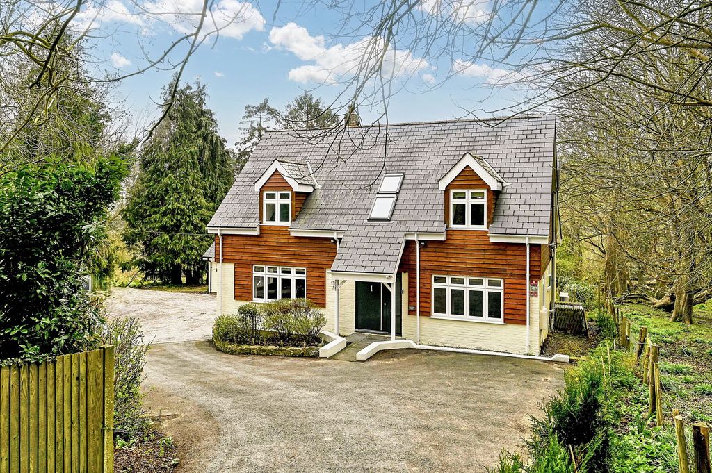 Property photo 1 of 41