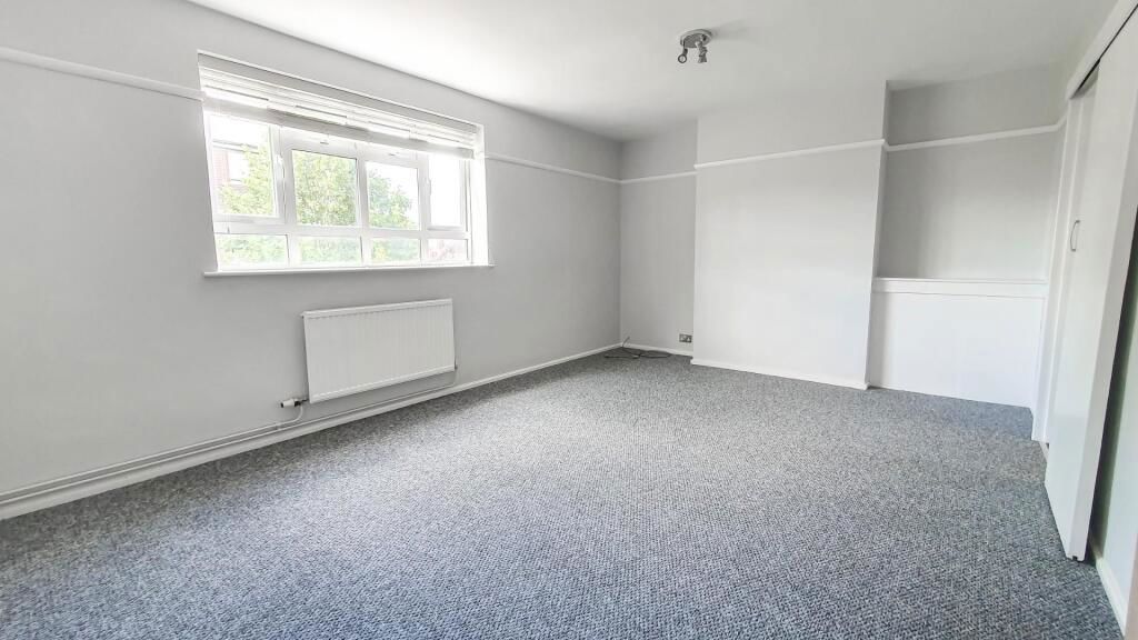 Property photo 3 of 5