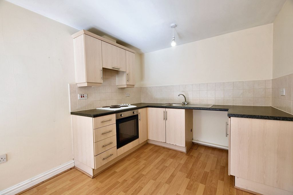 Property photo 2 of 5