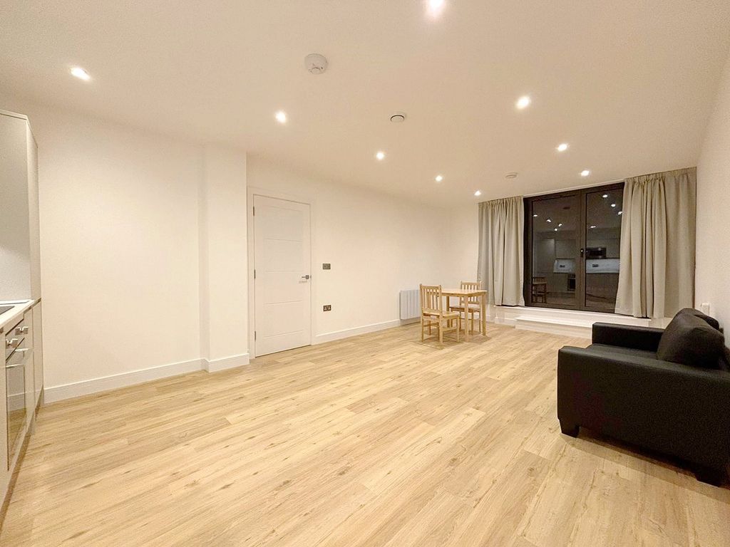 Property photo 1 of 16 Picture No. 06