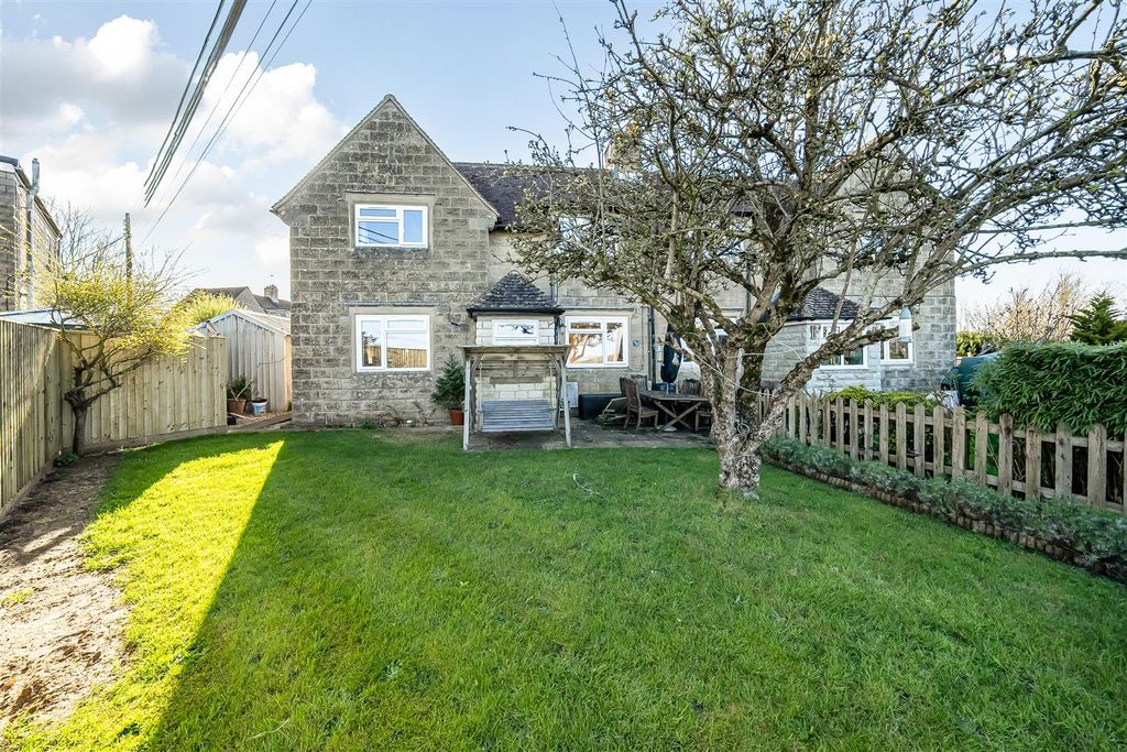 Property photo 1 of 21 1433037-20-69c415d61dc3d.Jpg