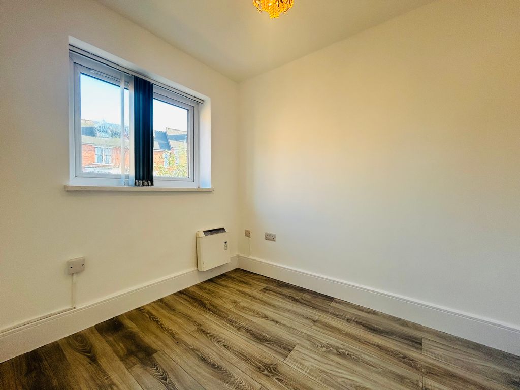 Property photo 3 of 7 Bedroom