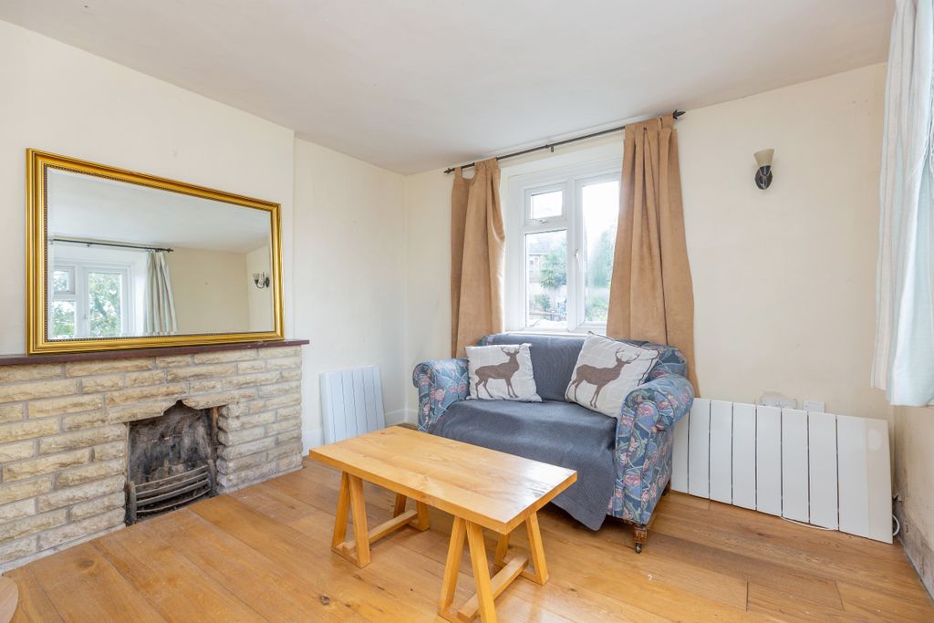 Property photo 2 of 7