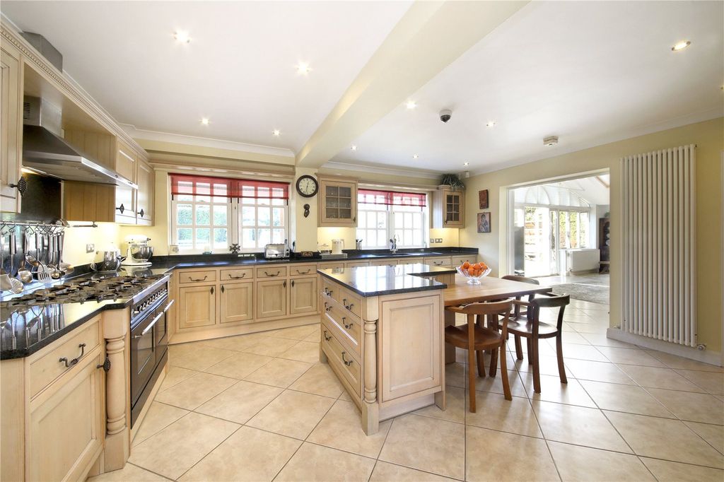 Property photo 3 of 14 Picture No. 07