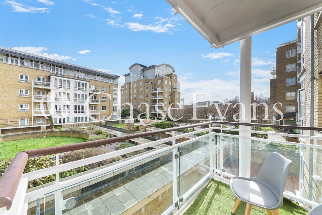 Property photo 2 of 15 Balcony