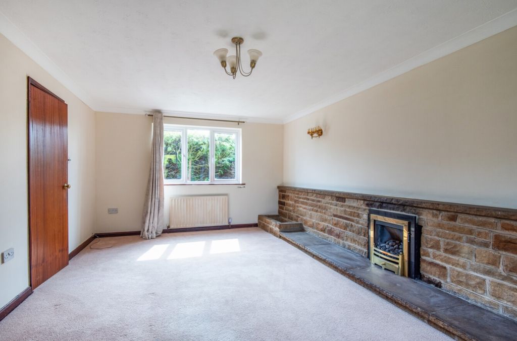 Property photo 3 of 21 1153089 (2)