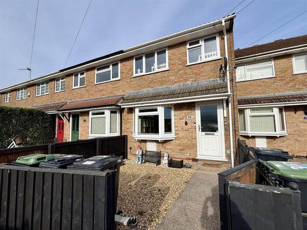 Property photo 1 of 9 Front