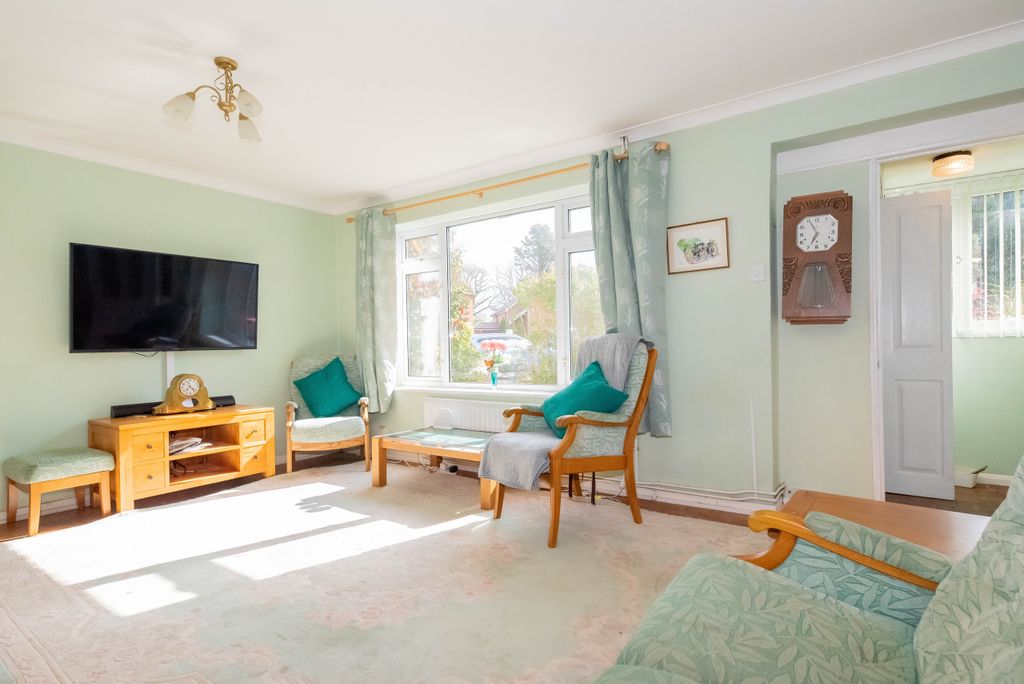 Property photo 2 of 19 Living Room