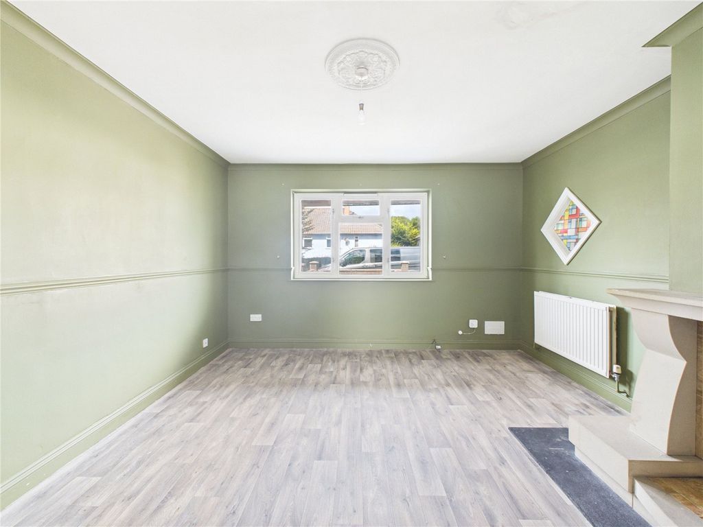 Property photo 3 of 14 Picture No. 01
