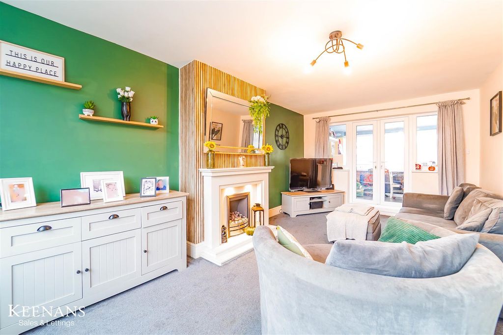 Property photo 3 of 17 3.Jpg