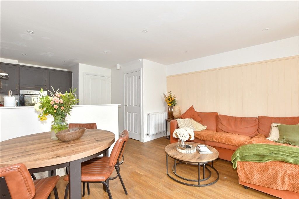 Property photo 2 of 23 Kitchen/Dining Room