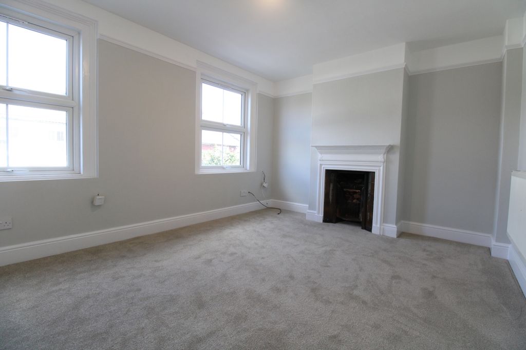 Property photo 2 of 8 Img_3699