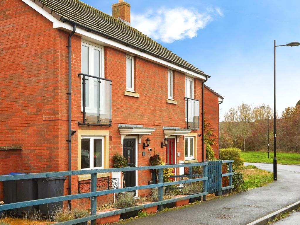 Property photo 2 of 20