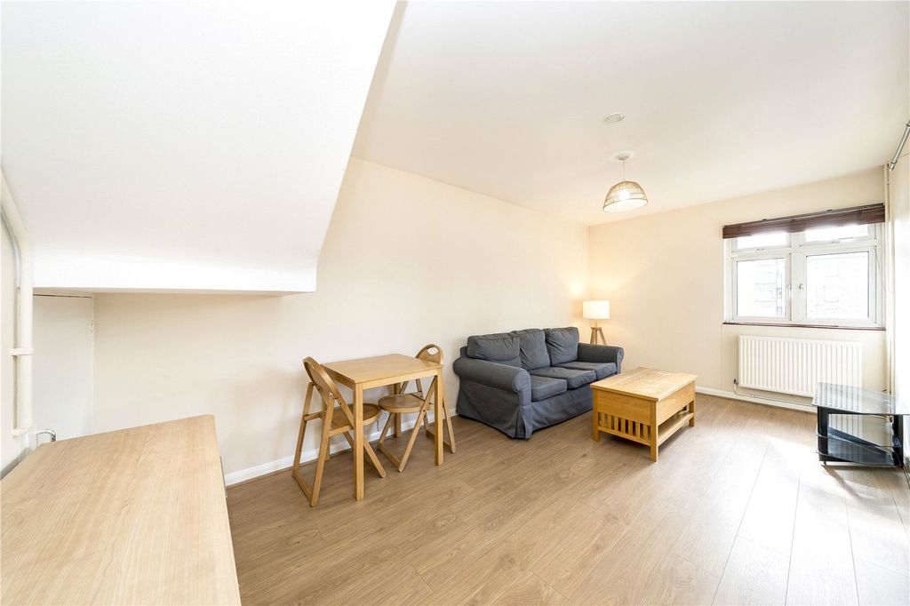 Property photo 2 of 7 Picture No. 03