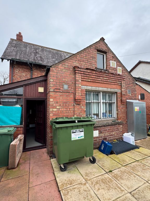 Property photo 3 of 3