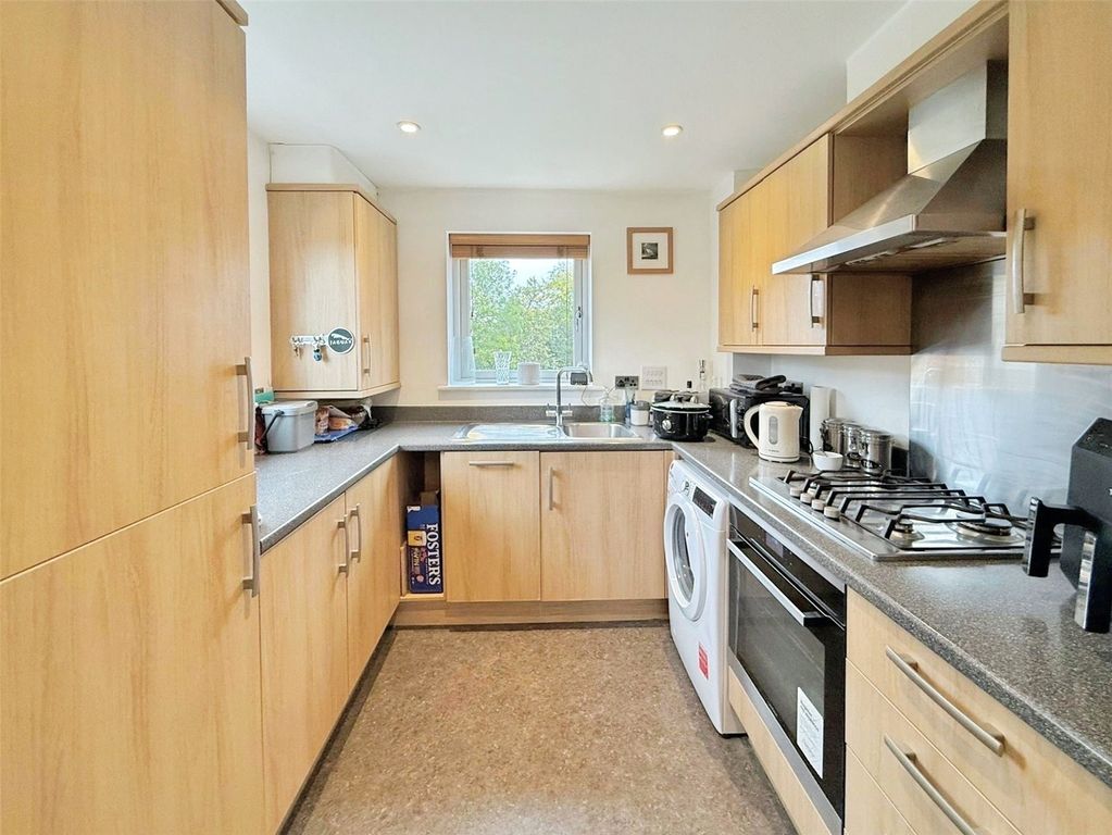 Property photo 2 of 10 Picture No. 04