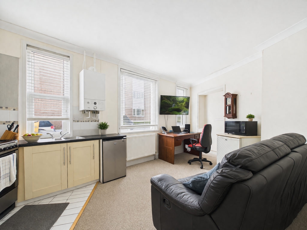 Property photo 2 of 9