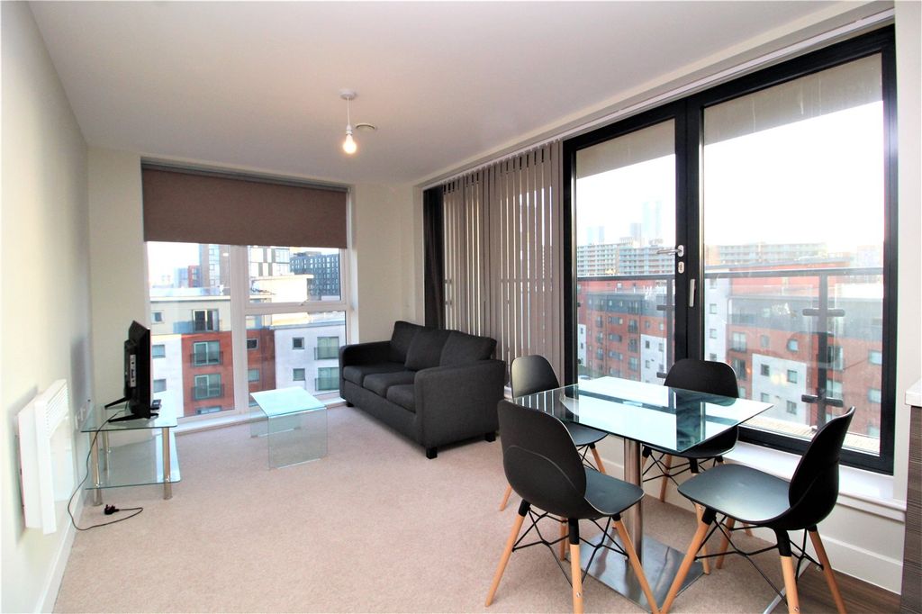 Property photo 1 of 10 Picture No. 20